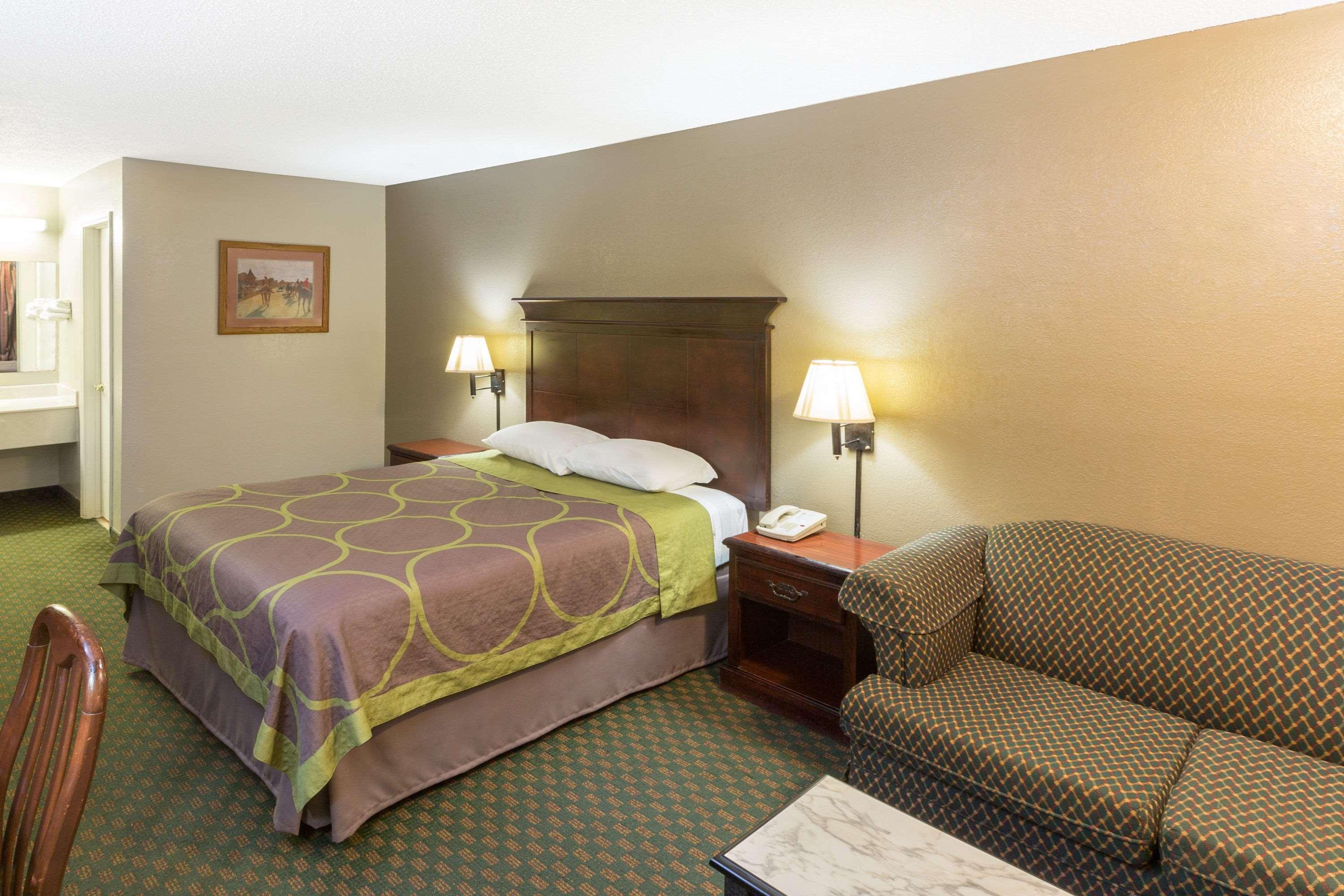 Super 8 By Wyndham Bossier City/Shreveport Area Екстериор снимка