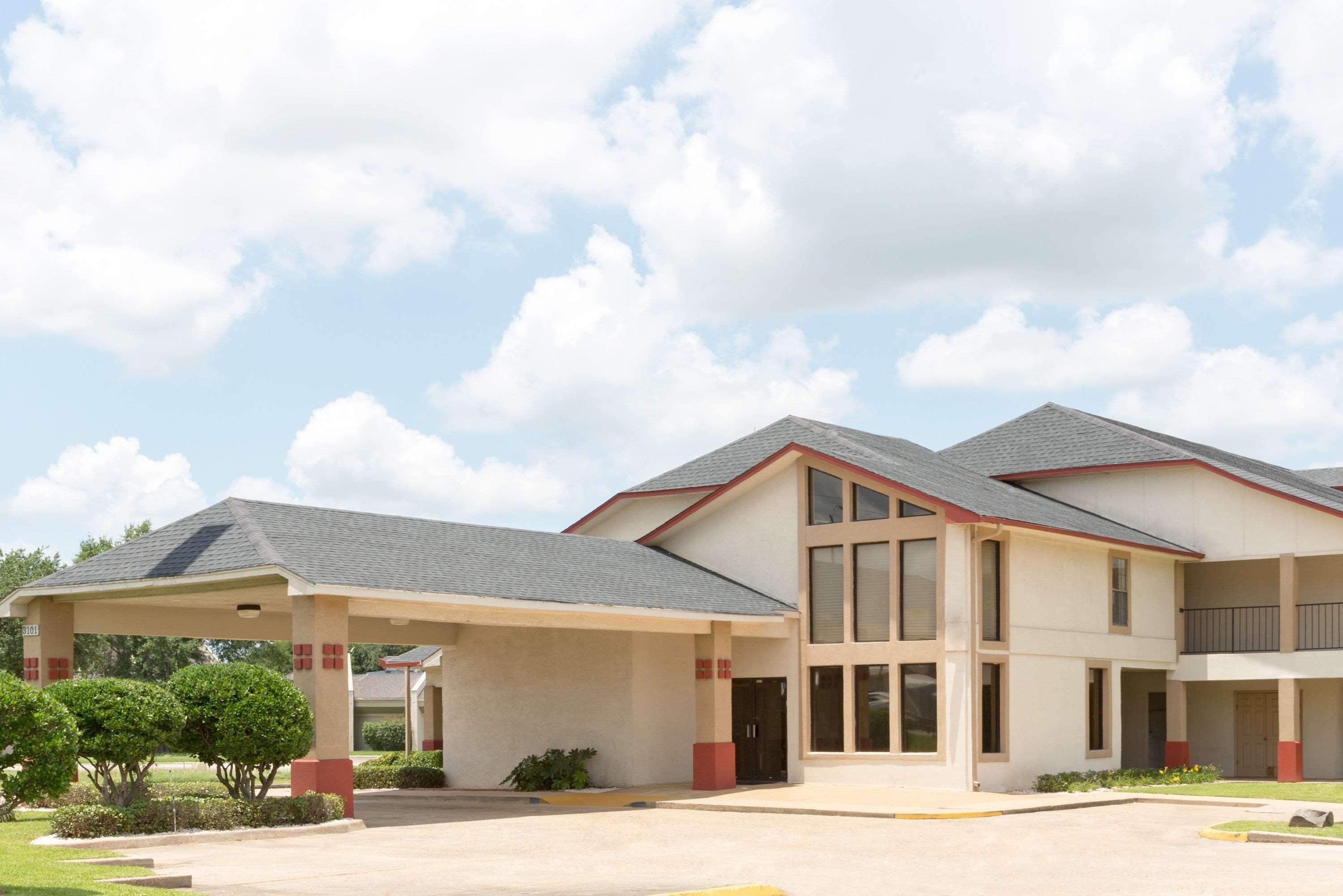Super 8 By Wyndham Bossier City/Shreveport Area Екстериор снимка