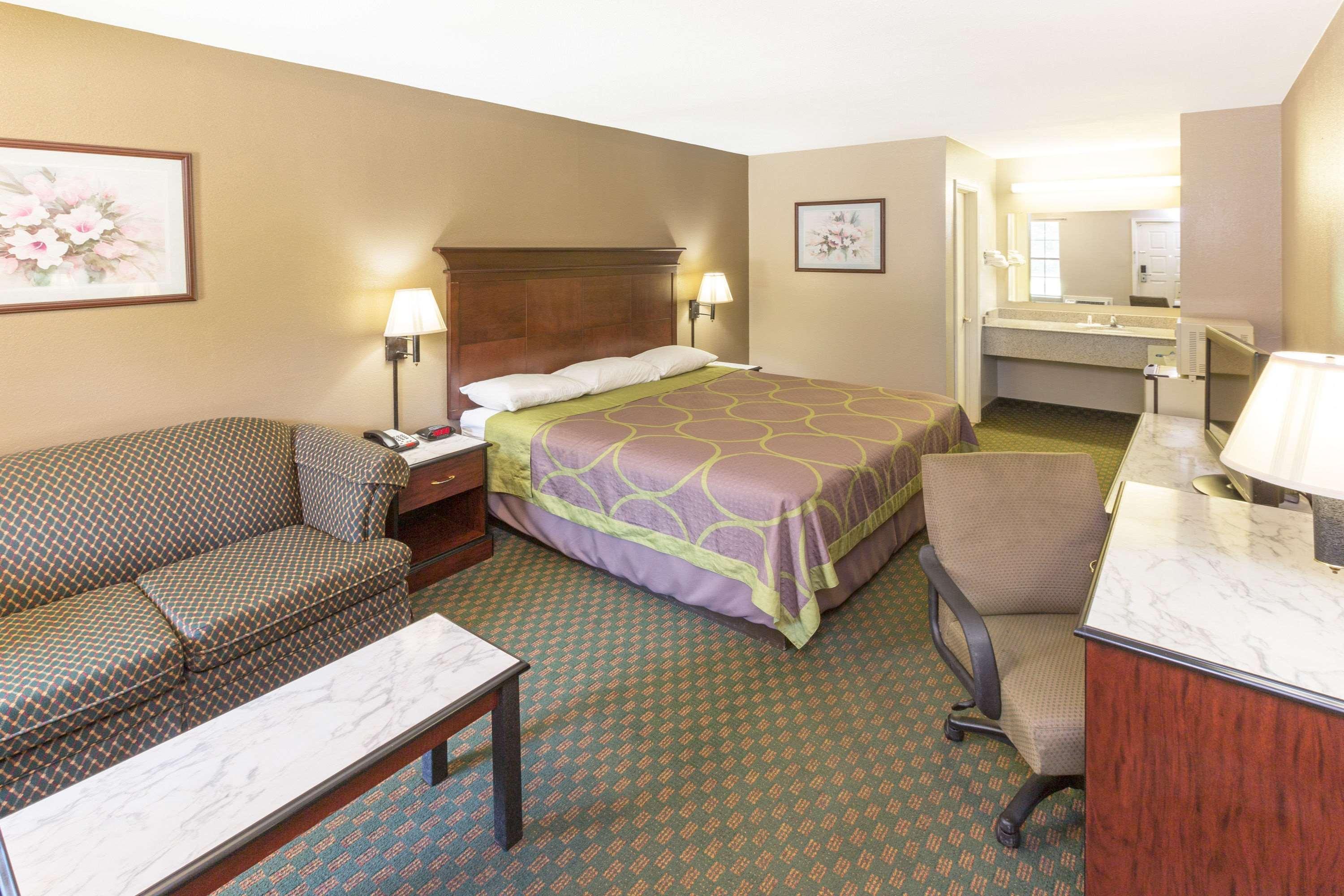 Super 8 By Wyndham Bossier City/Shreveport Area Екстериор снимка