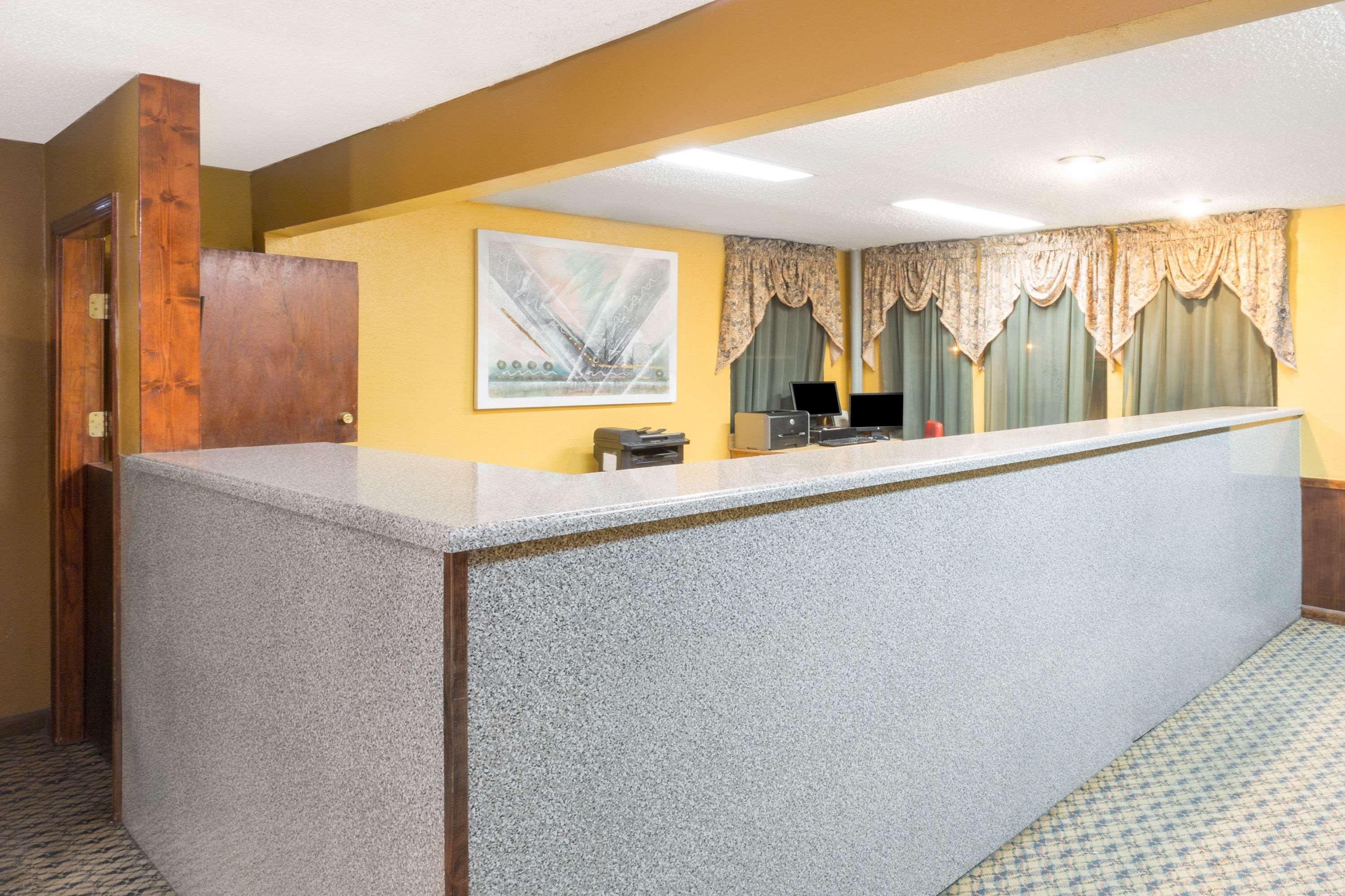 Super 8 By Wyndham Bossier City/Shreveport Area Екстериор снимка