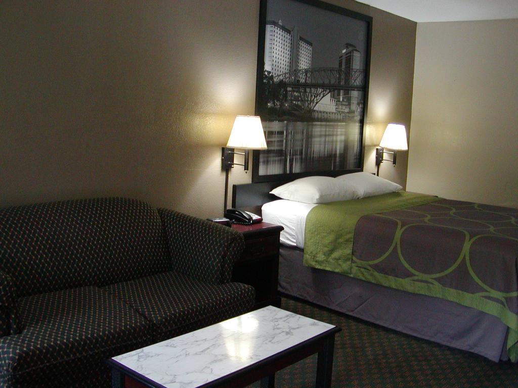 Super 8 By Wyndham Bossier City/Shreveport Area Екстериор снимка