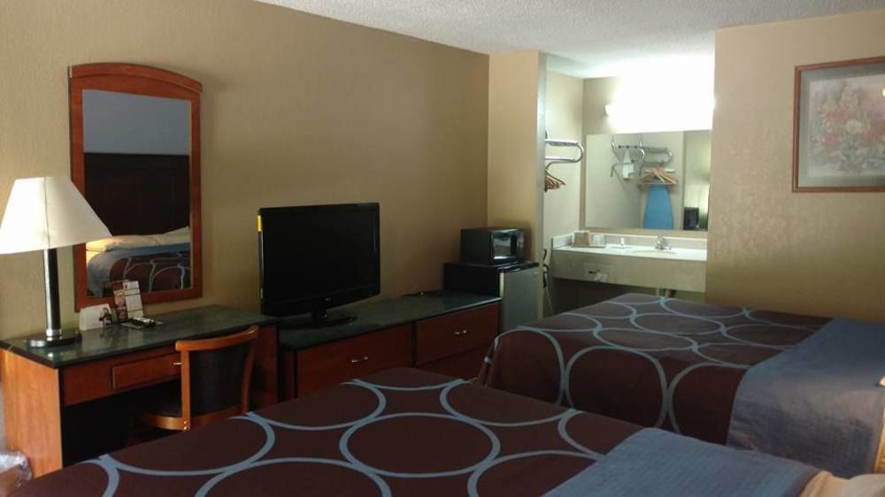 Super 8 By Wyndham Bossier City/Shreveport Area Екстериор снимка